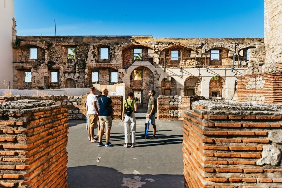 Split: Old Town and Diocletian Palace Walking Tour - The guide makes or breaks the walk