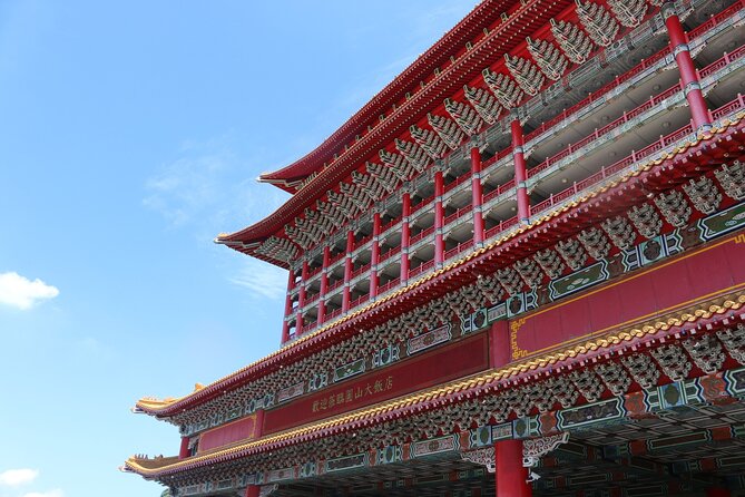 Taipei City Morning Tour with National Palace Museum entry - Martyrs’ Shrine and the precision of the guard ceremony