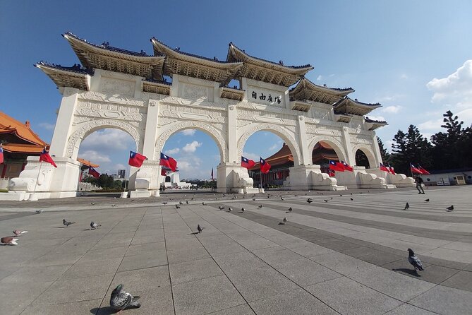 Taipei City Morning Tour with National Palace Museum entry - Is $52 a fair price?