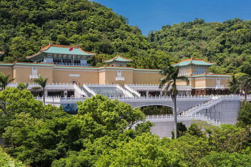 Taipei: National Palace Museum E-Ticket - Timing, entry, and what to bring