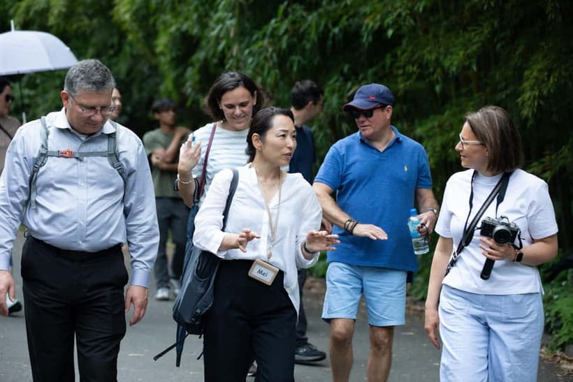 Tokyo: Imperial Palace East Gardens Walking Tour - Who will enjoy this walking tour?