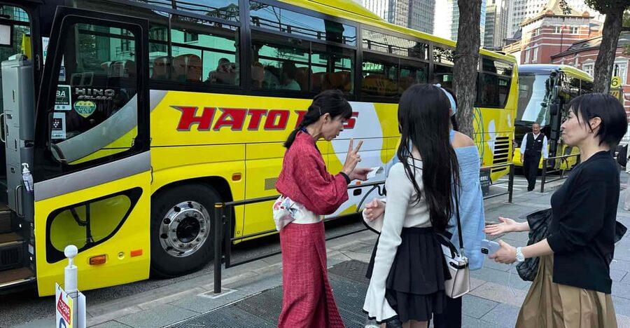 Tokyo: Imperial Palace, Sensō-ji Temple, & Tokyo Tower Tour - Who should book this tour?