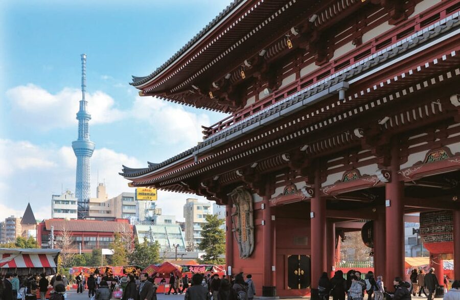 Tokyo: Imperial Palace, Sensō-ji Temple, & Tokyo Tower Tour - Weather can shape the afternoon