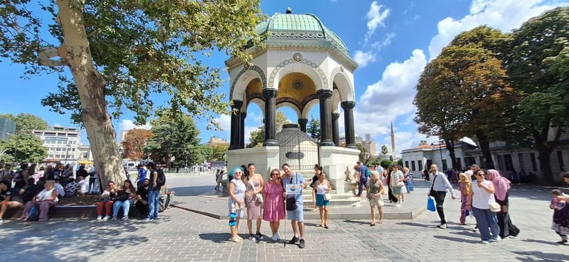 Topkapi Palace & Harem, Skip-the-Line SMALL GROUP - The Imperial Treasury and famous objects