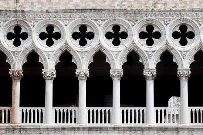 Tour of Venice in Doge's Palace and St Mark's Basilica - Doge’s Palace: power behind the pink stone