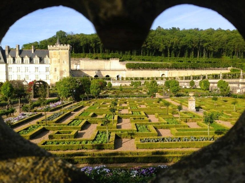 Tours: Chateaux Azay-le-Rideau and Villandry Morning Tour - Villandry: formal gardens built for walking