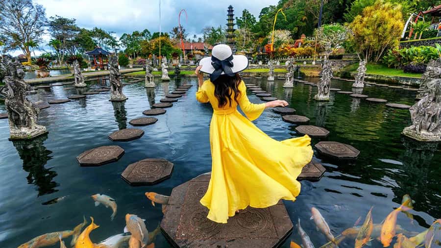 Ubud: Heaven Gate Lempuyang, Water Palace & Waterfall Tour - What this $36 Bali day tour really offers