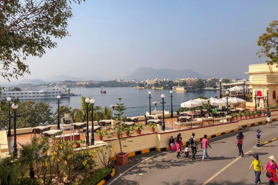 Udaipur: City Palace Museum Tour and Lake Pichola Boat Tour - What $43 buys you