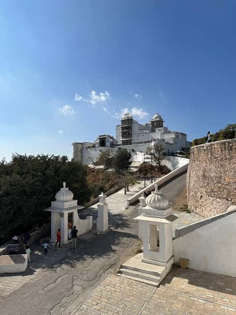 Udaipur: Sajjangarh Monsoon Palace Day Trip with Tickets - A private outing with room for small changes