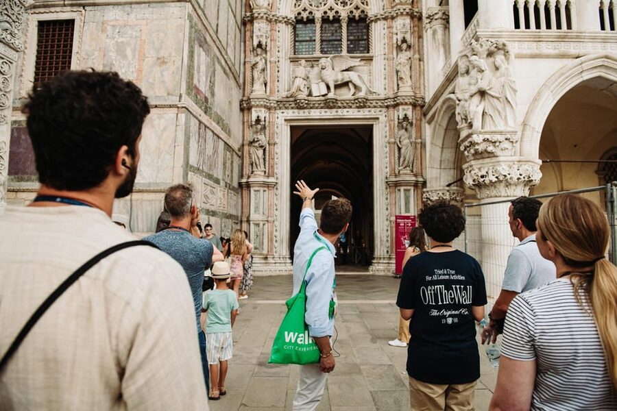 Venice: After-Hours St. Mark’s & Doge's Palace VIP Tour - Who should book this evening tour?