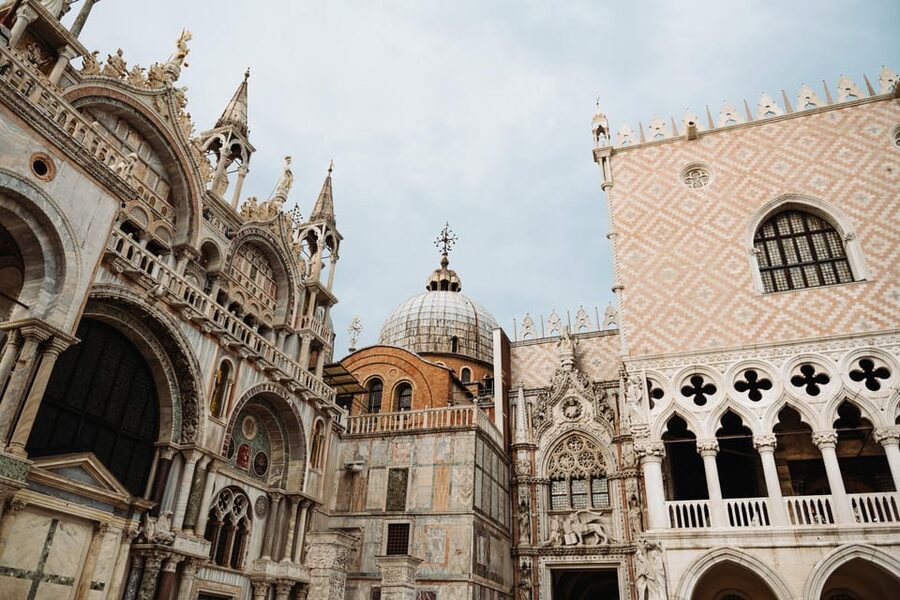 Venice: After-Hours St. Mark’s & Doge's Palace VIP Tour - The armory, prisons, and Bridge of Sighs