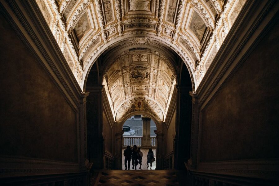 Venice: After-Hours St. Mark’s & Doge's Palace VIP Tour - Why the guide matters here