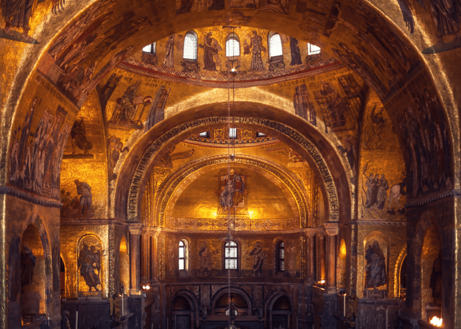 Venice: Doge’s Palace and Basilica Roman Empire Guided Tour - Start at the Venice History Gallery with a 15-minute VR introduction
