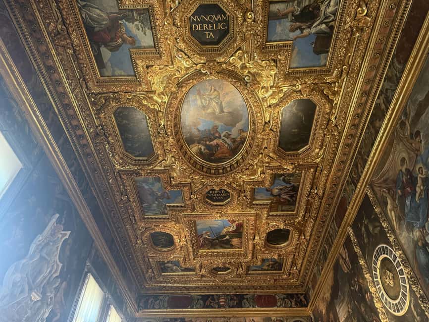Venice: Doge's Palace and St. Mark's Basilica Guided Tour - Doge’s Palace: 75 minutes of power, art, and escape