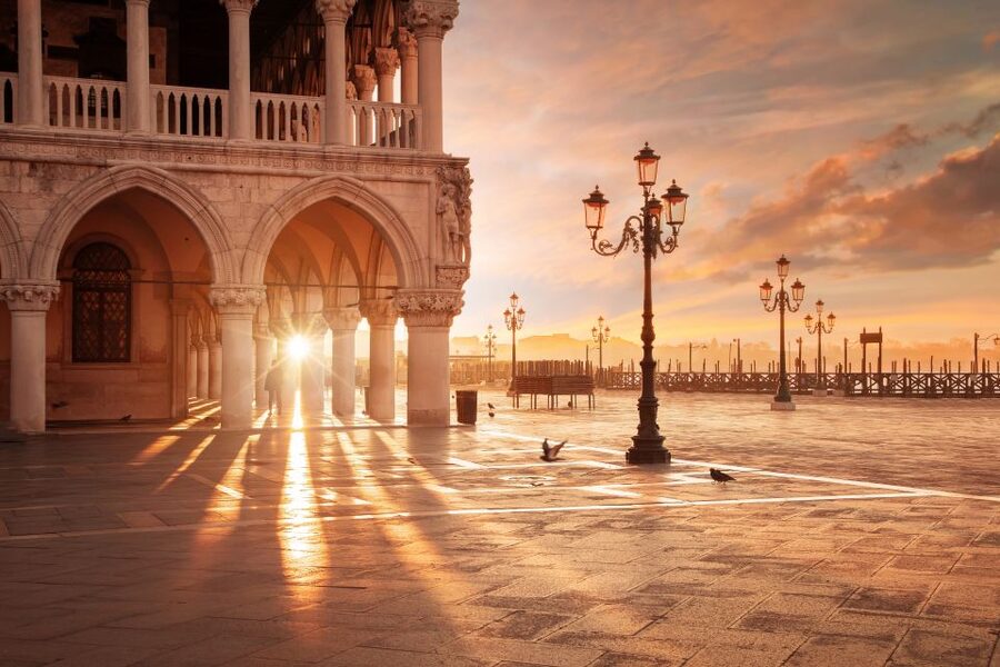 Venice: Doge's Palace and St. Mark's Basilica Guided Tour - Who will get the most from this tour
