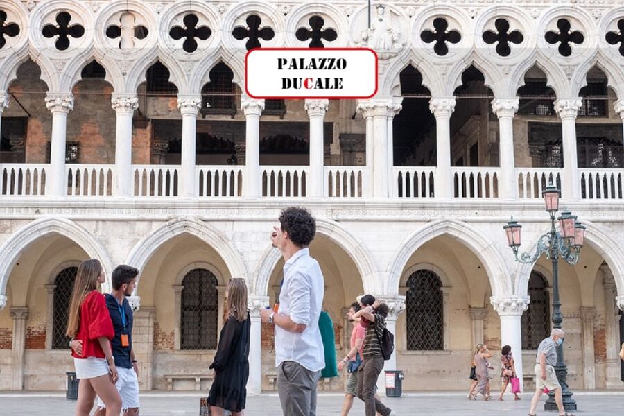 Venice: Doge's Palace, Bridge of Sighs & Prisons Guided Tour - From government halls to the New Prisons