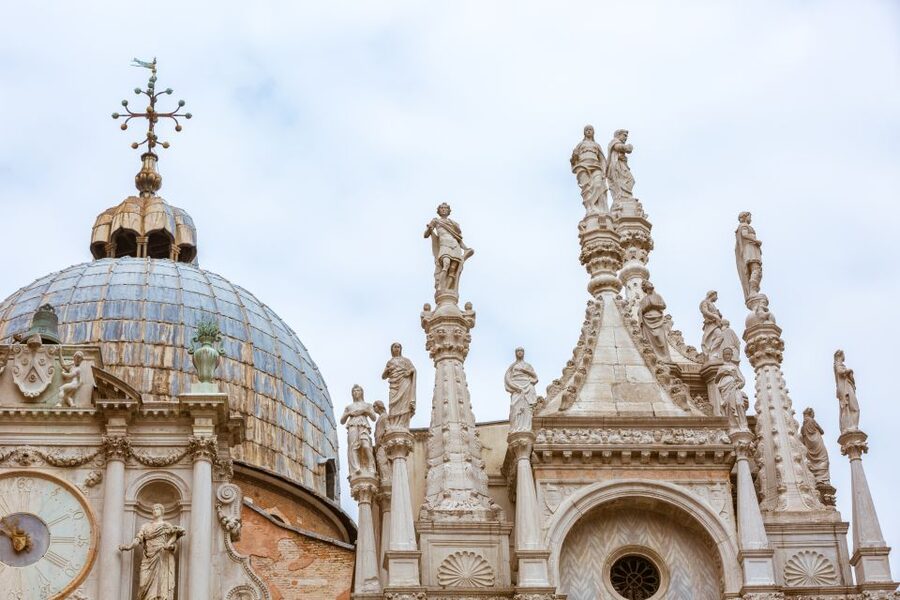Venice: Doge's Palace Skip-the-Line Tour with Prisons - Tintoretto, Titian, Veronese, and Bellini