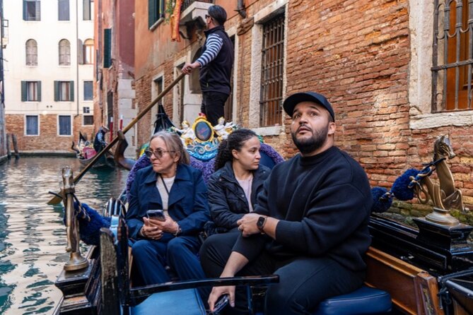 Venice in A Day: St Mark's Basilica, Doge's Palace & Gondola Ride - Doge’s Palace and the Bridge of Sighs