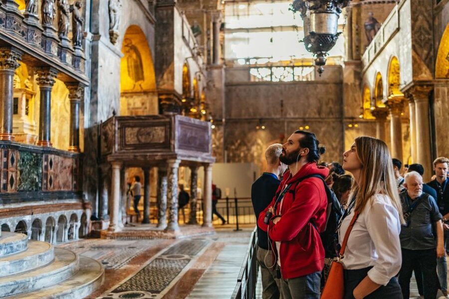 Venice: Private Entry Doge Palace & St. Mark Terraces Tour - What the guides add