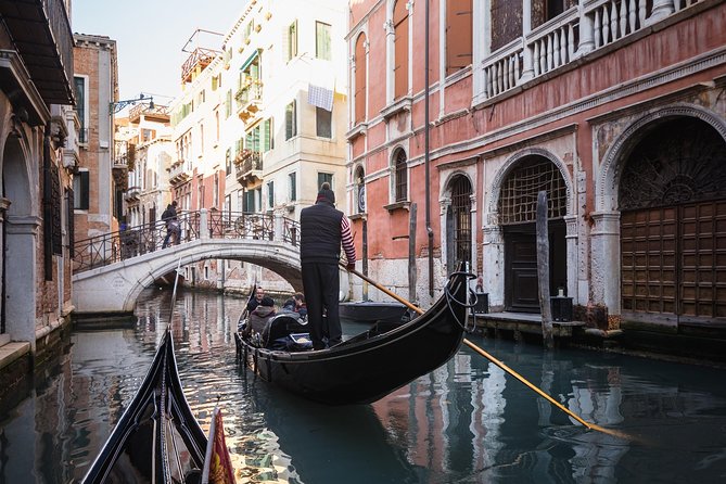 Venice's Icons: Basilica, Doge Palace, Rialto & Optional Gondola - The shared gondola ride: classic, but read the fine print