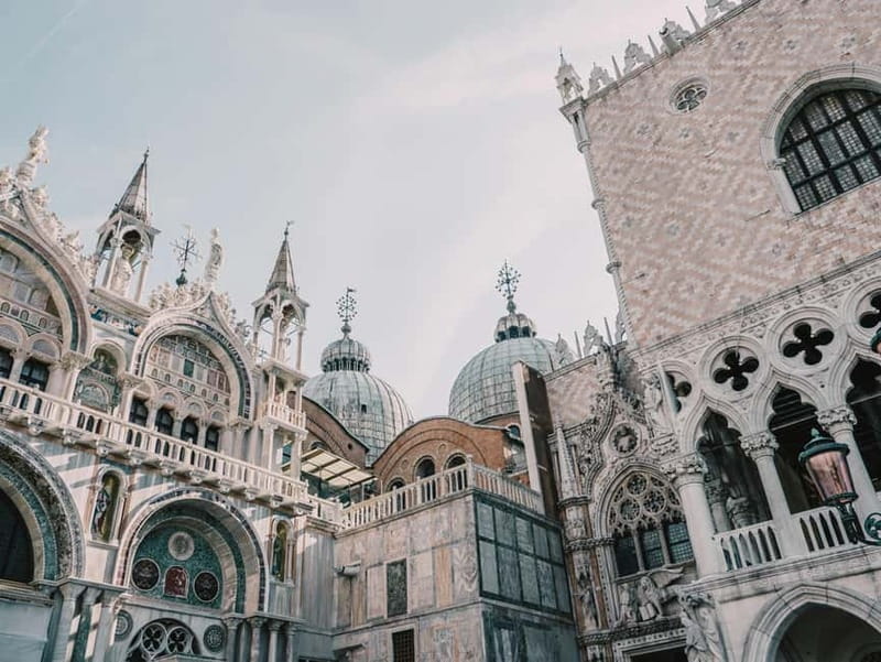 Venice: St. Mark's Basilica, Doge's Palace & Bridge of Sighs - Meeting in San Zaccaria and reaching St. Marks