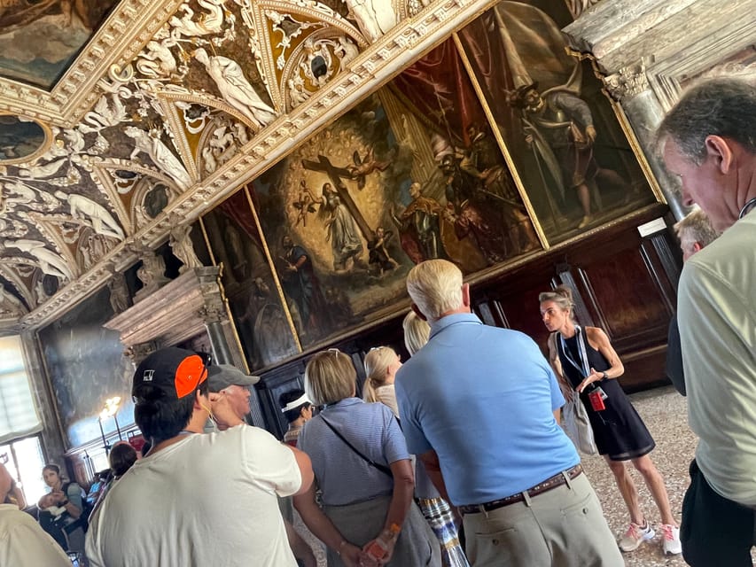 Venice: St. Mark's Basilica & Doge's Palace Tour with Ticket - St. Mark’s Basilica and its golden interior
