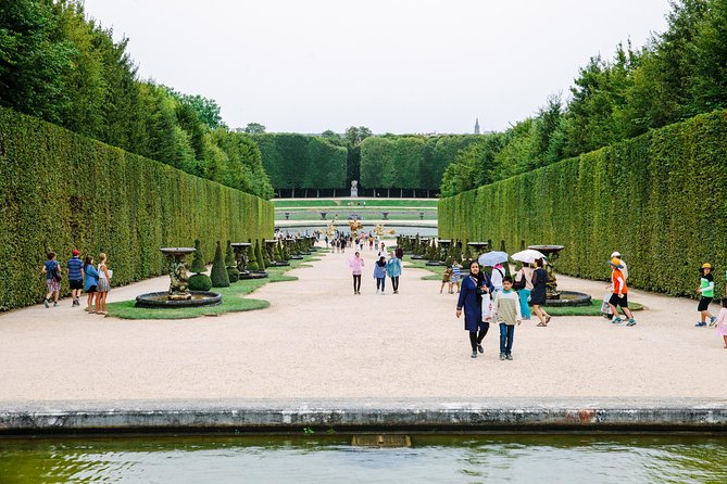 Versailles Château and Gardens Walking Tour from Paris by Train - Who will enjoy this Versailles outing?