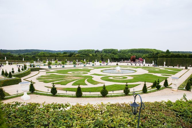 Versailles Château and Gardens Walking Tour - The Tapis Vert and the Grand Canal