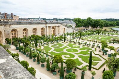 Versailles Full Day Bike Tour with Palace, Gardens, & Picnic