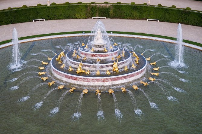 Versailles: Full Day Tour & Shuttle from Paris - Crowds, weather, and comfort