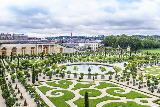 Versailles Palace and Gardens Half Day Guided Tour from Paris - Inside the Palace of Versailles