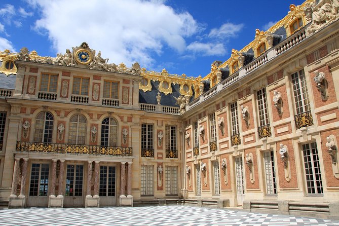Versailles Palace & Gardens Tour with Transport from Paris - The gardens require a clear plan