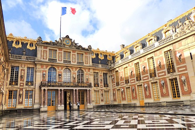 Versailles Palace & Gardens Tour with Transport from Paris - Transport, group size, and guide quality