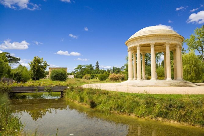 Versailles Palace & Marie-Antoinette's Estate Private Guided Tour with Lunch - Key Points to Know Before You Book