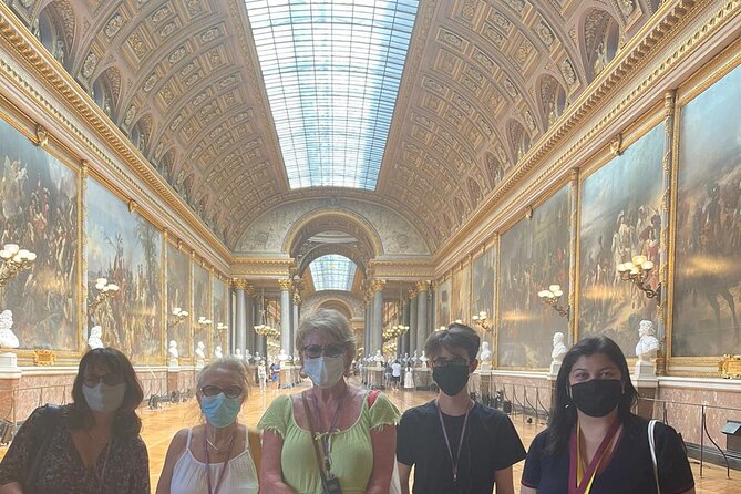Versailles Palace Private Half Day Guided Tour including Hotel Pickup from Paris - French Gardens, fountains, and your free hour