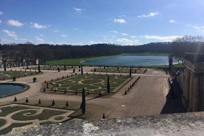 Versailles Royal Palace & Gardens Private Tour by Golf Cart - Inside the palace: the Hall of Mirrors and royal rooms