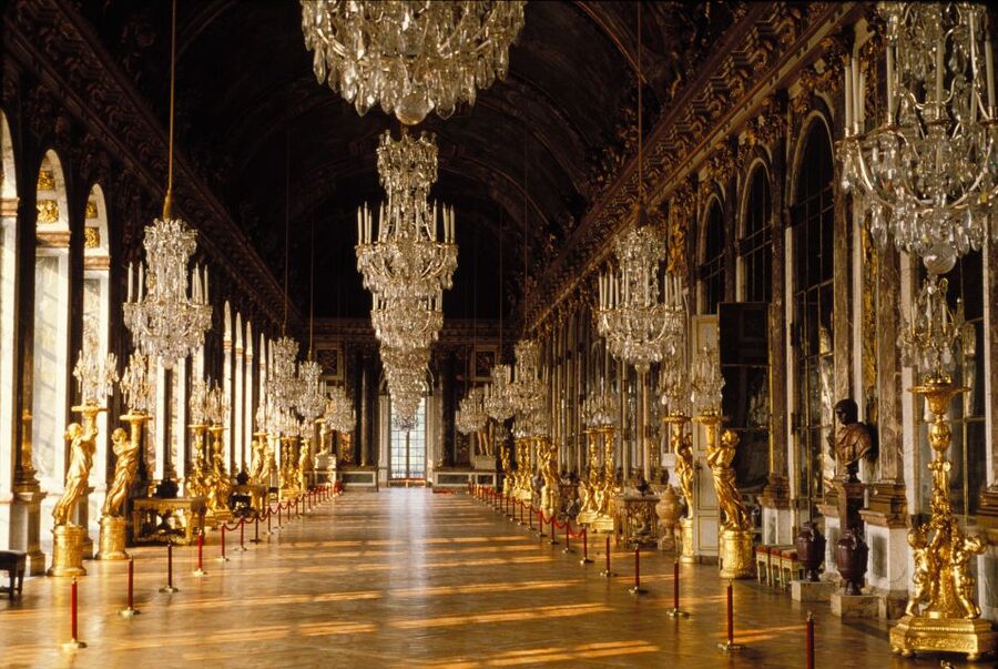 Versailles: Skip-the-Line Guided Tour of Palace with Gardens - The gardens give you room to breathe