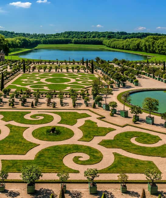 Versailles: Skip-the-Line Versailles Palace and Gardens Tour - Key points to know before booking