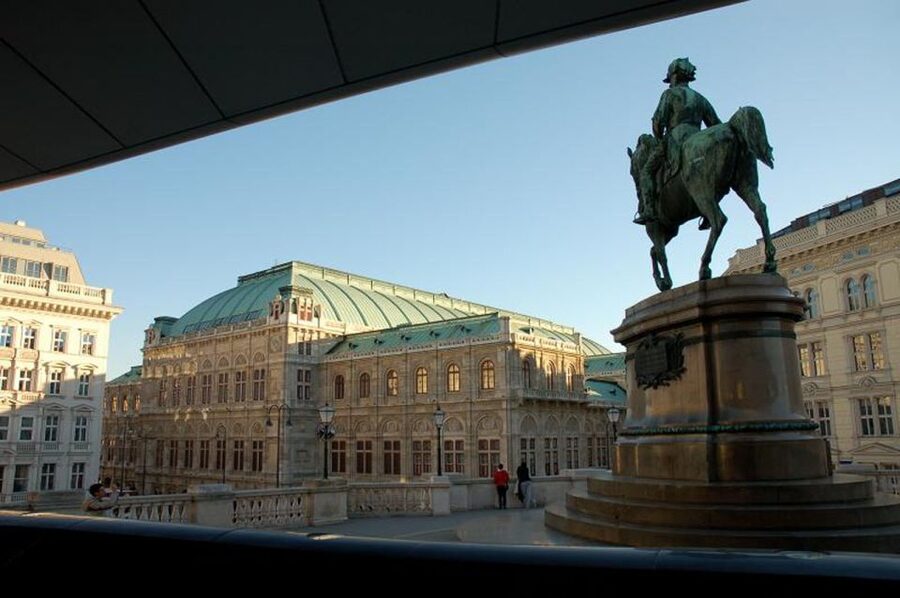 Vienna and Skip-the-Line Schönbrunn Palace Private Tour - Ringstraße monuments from a private vehicle