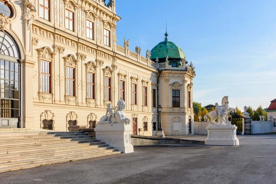 Vienna Belvedere Palace Skip-the-line Tour & Official Guide - What the guide adds for $50