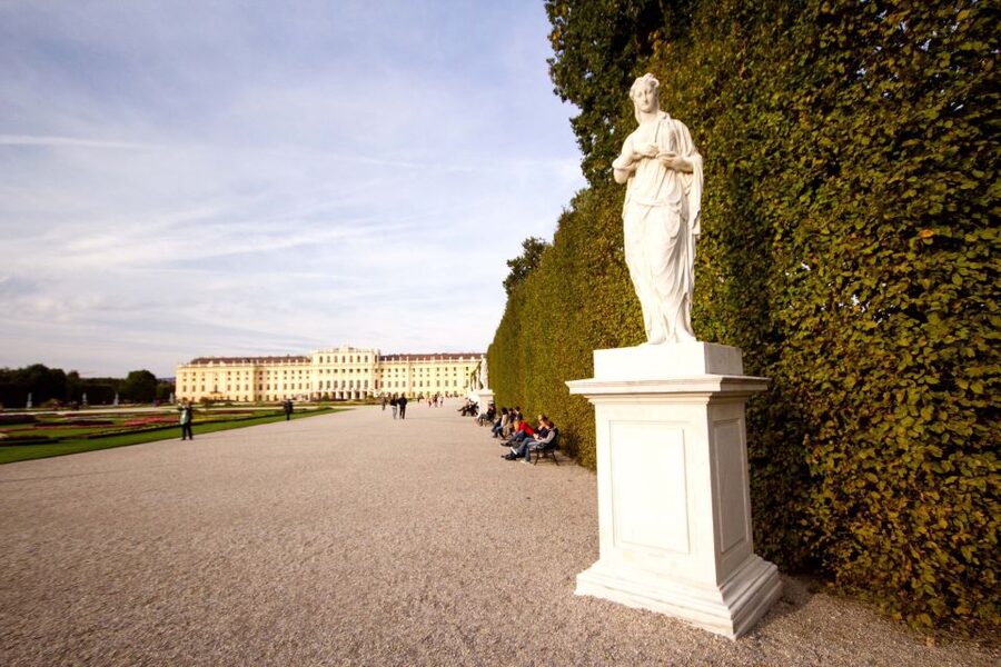 Vienna: Bus & Schönbrunn Palace Skip-the-Line Guided Tour - The journey back and what to do afterward