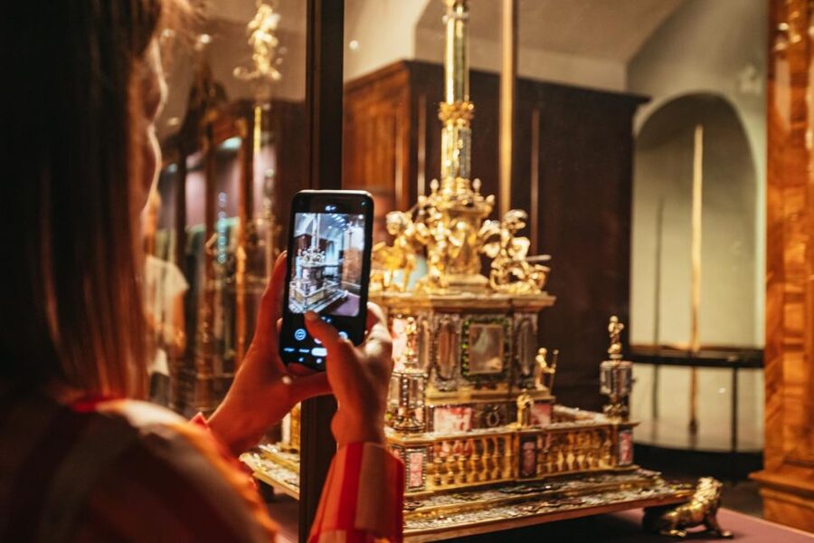 Vienna: Imperial Treasury in the Hofburg Palace - Holy relics and objects of legend