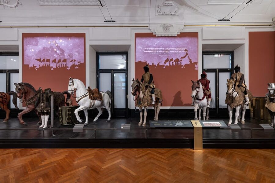 Vienna: New Hofburg Palace Audio-Guided Tour & Entry Ticket - Historic musical instruments and Mozart’s fortepiano
