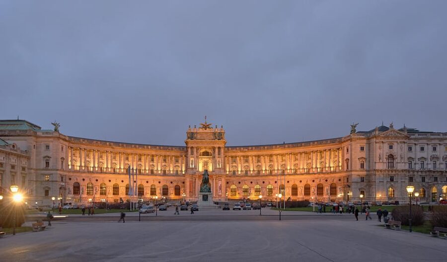 Vienna: New Hofburg Palace Audio-Guided Tour & Entry Ticket - How the audio guide changes the visit
