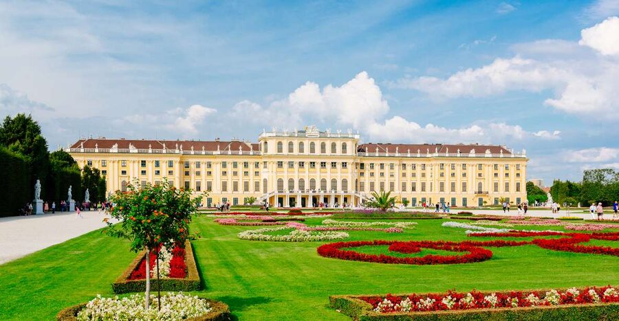 Vienna: Schönbrunn Palace & Garden Skip-the-Line Guided Tour - Meeting at the Group Center across from the palace