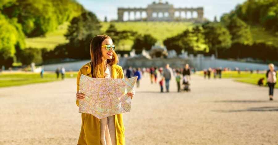 Vienna: Skip-the-Line Schonbrunn Palace Private Tour - Why Schönbrunn deserves a full morning or afternoon
