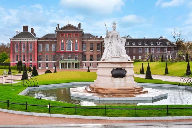 VIP Kensington Palace Gardens Tour & Royal Tea Crown Experience - What this Kensington Palace tour actually offers