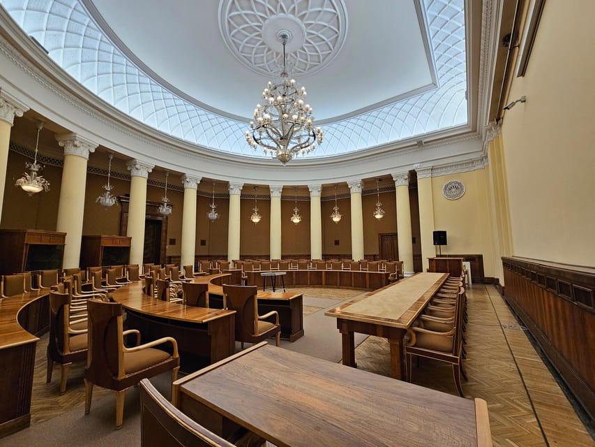 Warsaw: Palace of Culture and Science Guided Tour - The first hour: history, architecture, and selected rooms