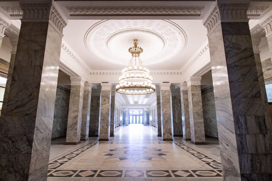 Warsaw: Palace of Culture and Science Tour with Terrace - Is 45 minutes enough?
