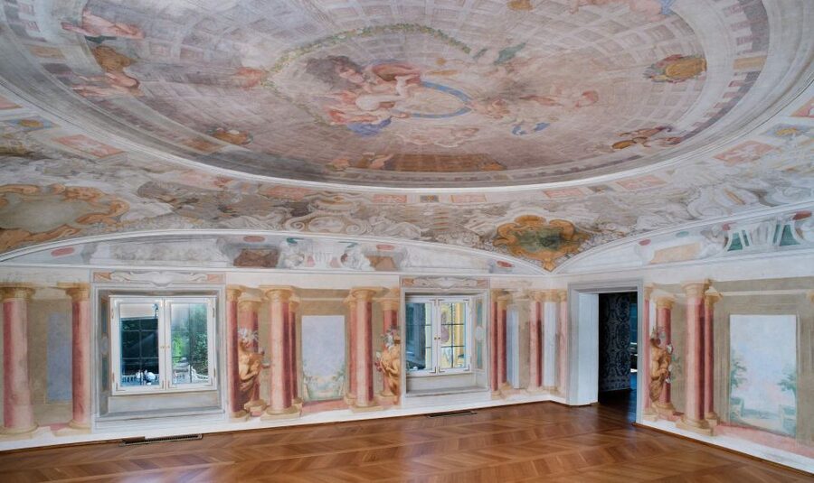 Warsaw Private Wilanow Palace & Garden Tour - Should you book the Wilanów Palace tour?